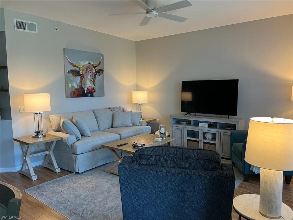 2815 Cypress Trace CIR 102 NAPLES, FL 34119