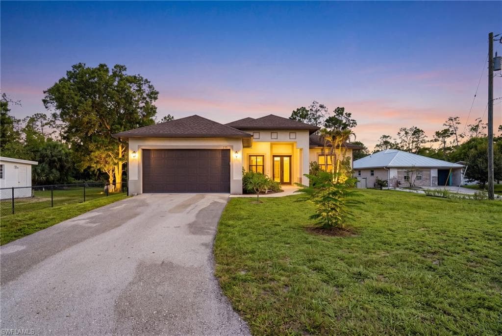 255 Everglades BLVD S NAPLES, FL 34117