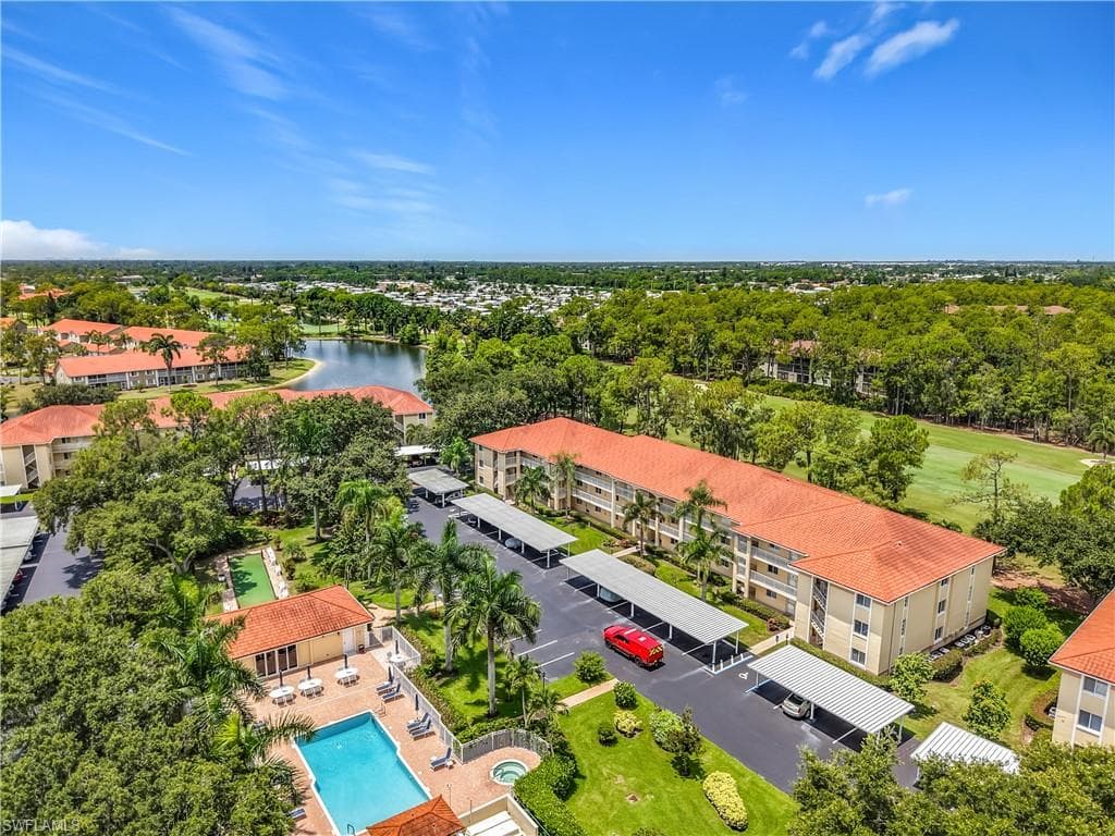 3685 AMBERLY CIR D 203 NAPLES, FL 34112