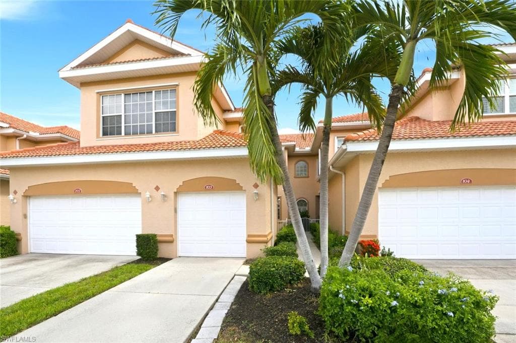 5120 Hyde Park CT 103 FORT MYERS, FL 33912