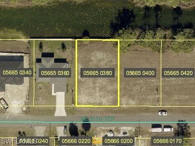 2217 NE 35th TER CAPE CORAL, FL 33909