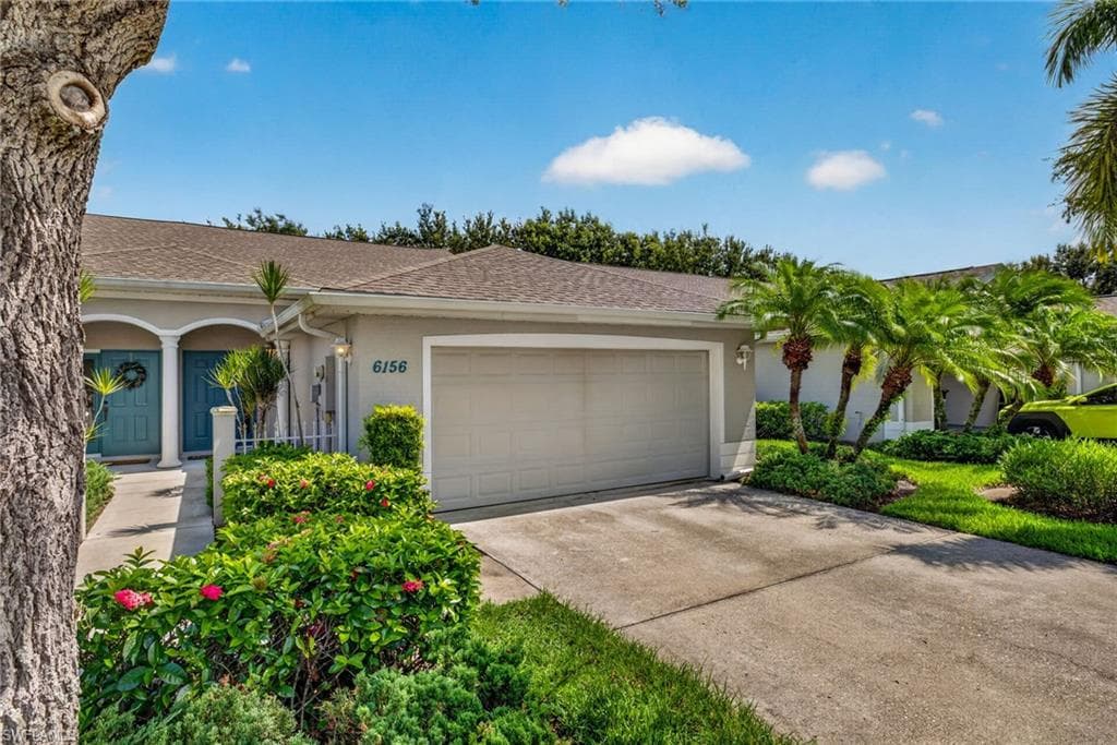 6156 Mandalay CIR 12 NAPLES, FL 34112