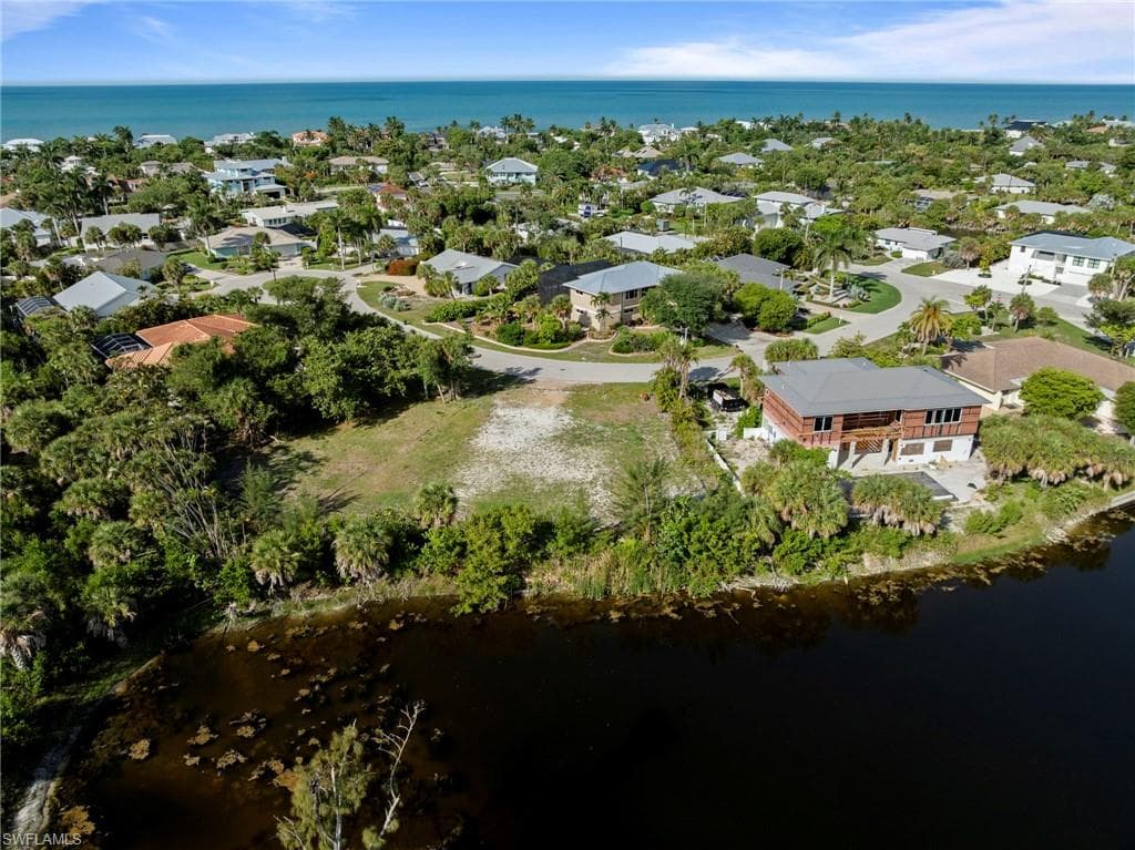 572 Chert CT SANIBEL, FL 33957