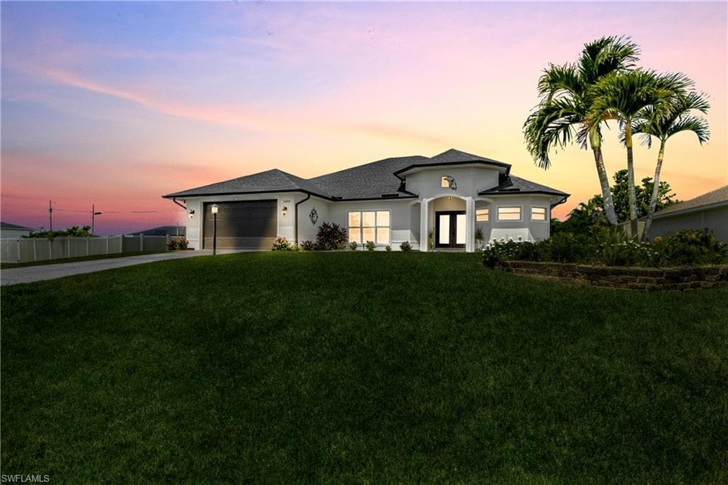2804 NE 3rd AVE CAPE CORAL, FL 33909