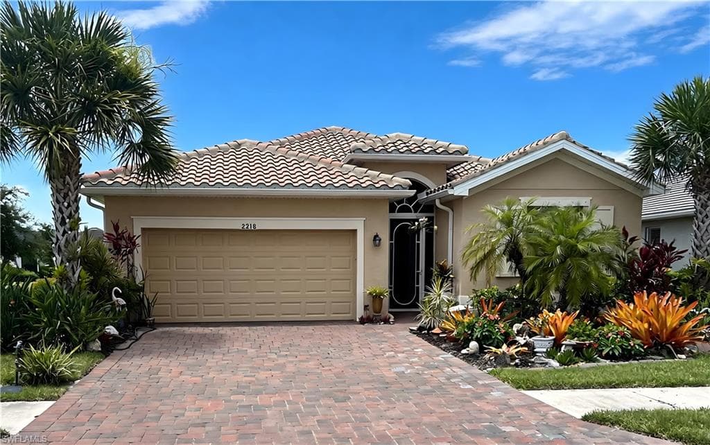 2218 Cara Cara WAY NAPLES, FL 34120
