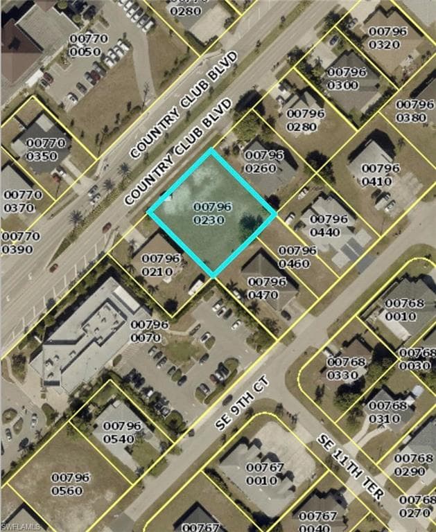 1109 Country Club BLVD CAPE CORAL, FL 33990