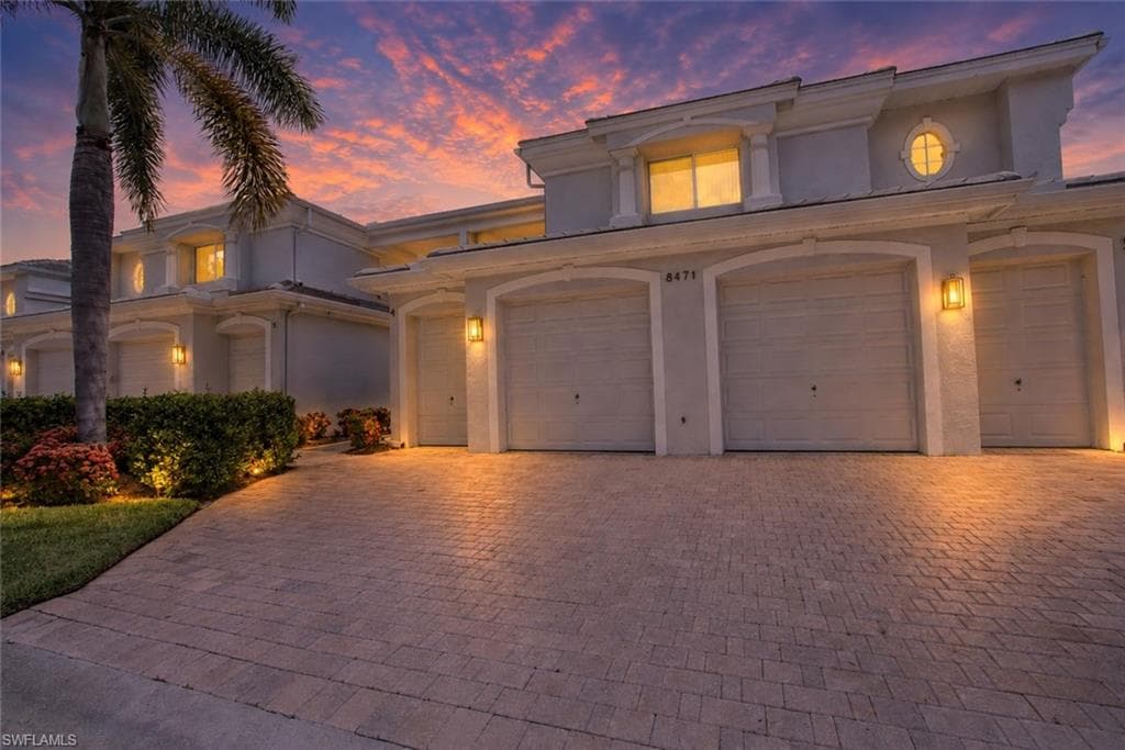 8471 Southbridge DR 4 ESTERO, FL 33967