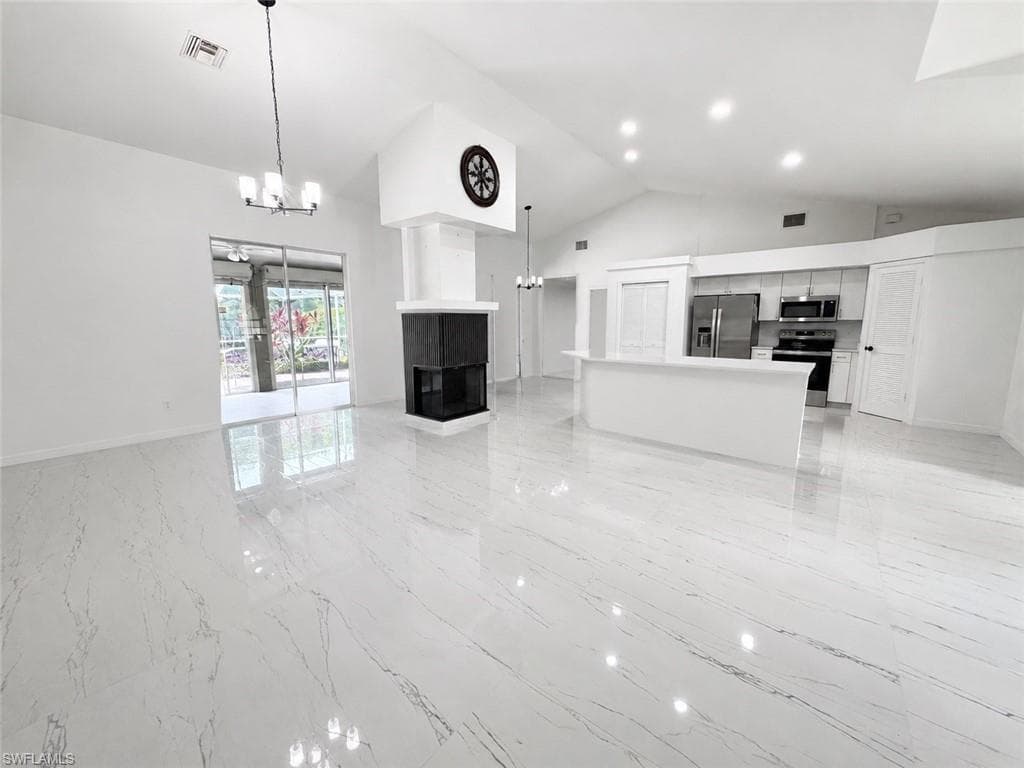 119 Plantation CIR NAPLES, FL 34104