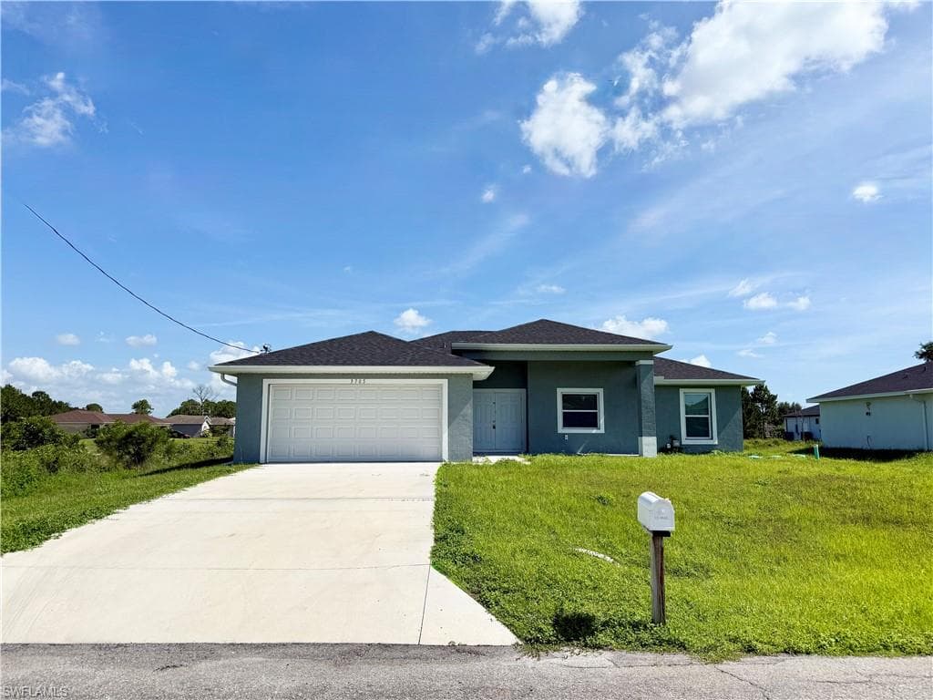 3705 26th ST SW LEHIGH ACRES, FL 33976