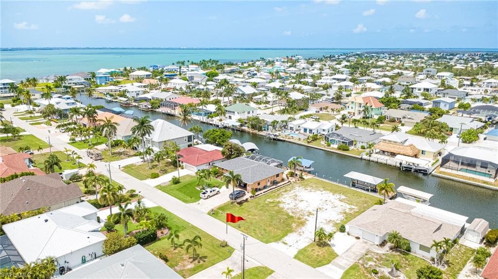 2469 Cherimoya LN OTHER, FL 33956