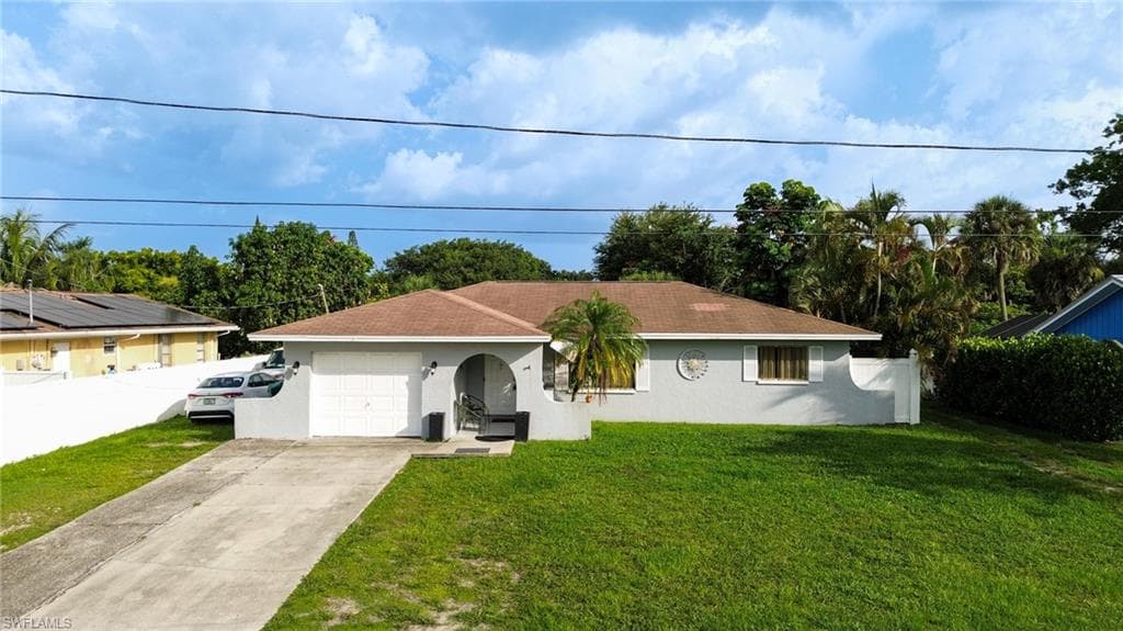 4636 25th AVE SW NAPLES, FL 34116