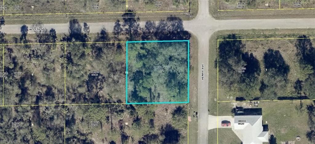 601 W 15th ST LEHIGH ACRES, FL 33972