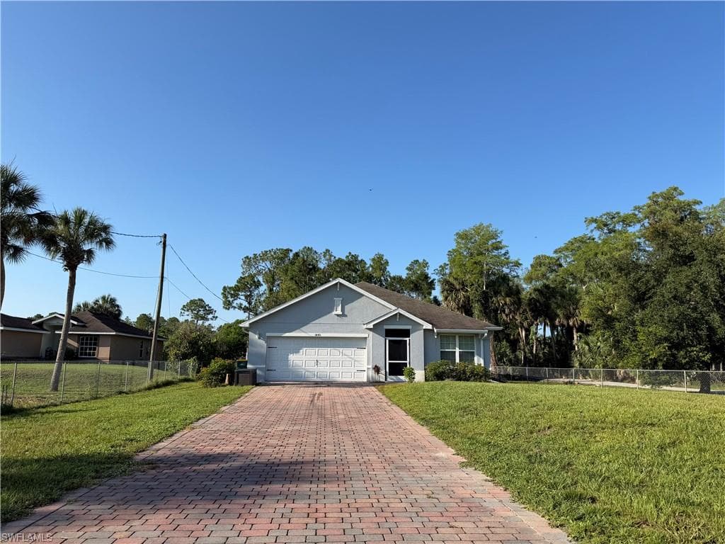 3440 27 th AVE NE NAPLES, FL 34120