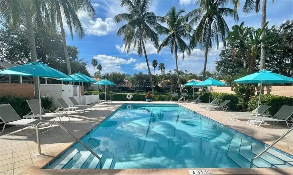 5601 Cove CIR NAPLES, FL 34119