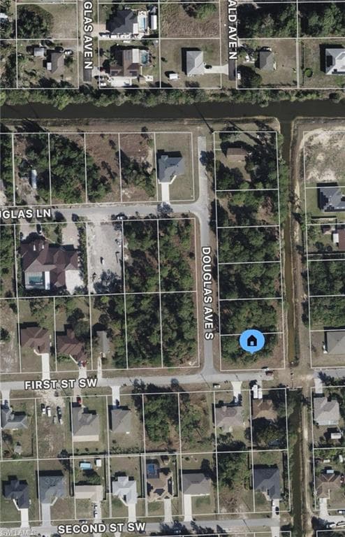 61 Douglas AVE S LEHIGH ACRES, FL 33976