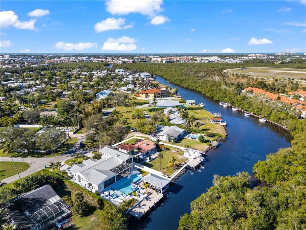 2295 Harbor RD NAPLES, FL 34104