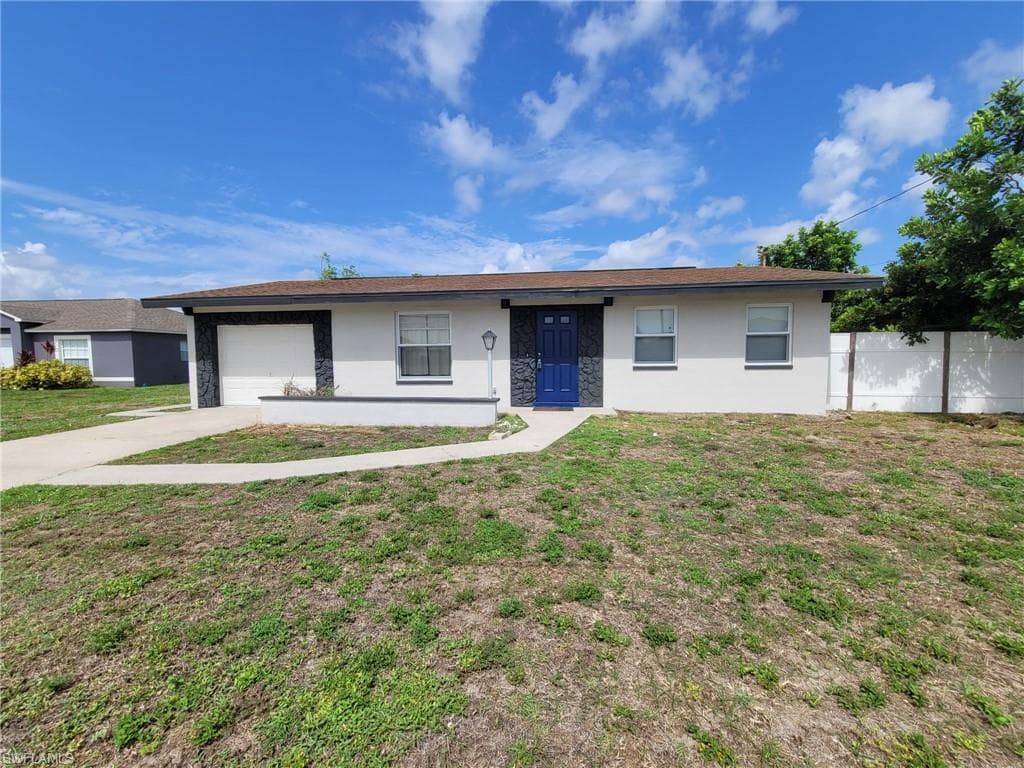 3923 SE 12th AVE CAPE CORAL, FL 33904