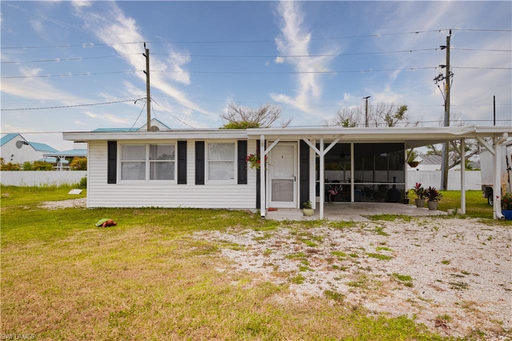 16820 Banyon FORT MYERS, FL 33980
