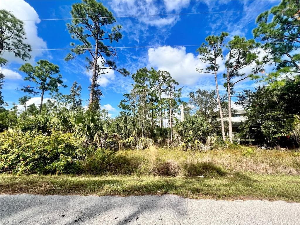 27372 Las Lomas DR PUNTA GORDA, FL 33955