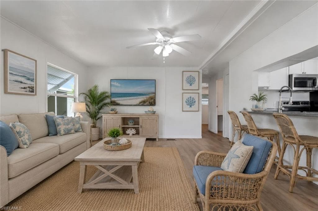 243 Tangerine DR FORT MYERS, FL 33905