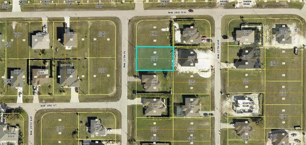 307 NW 27th PL CAPE CORAL, FL 33993