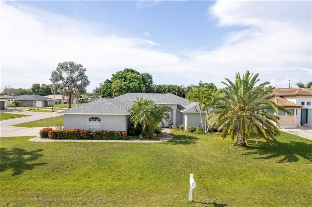 601 SE 19th ST CAPE CORAL, FL 33990