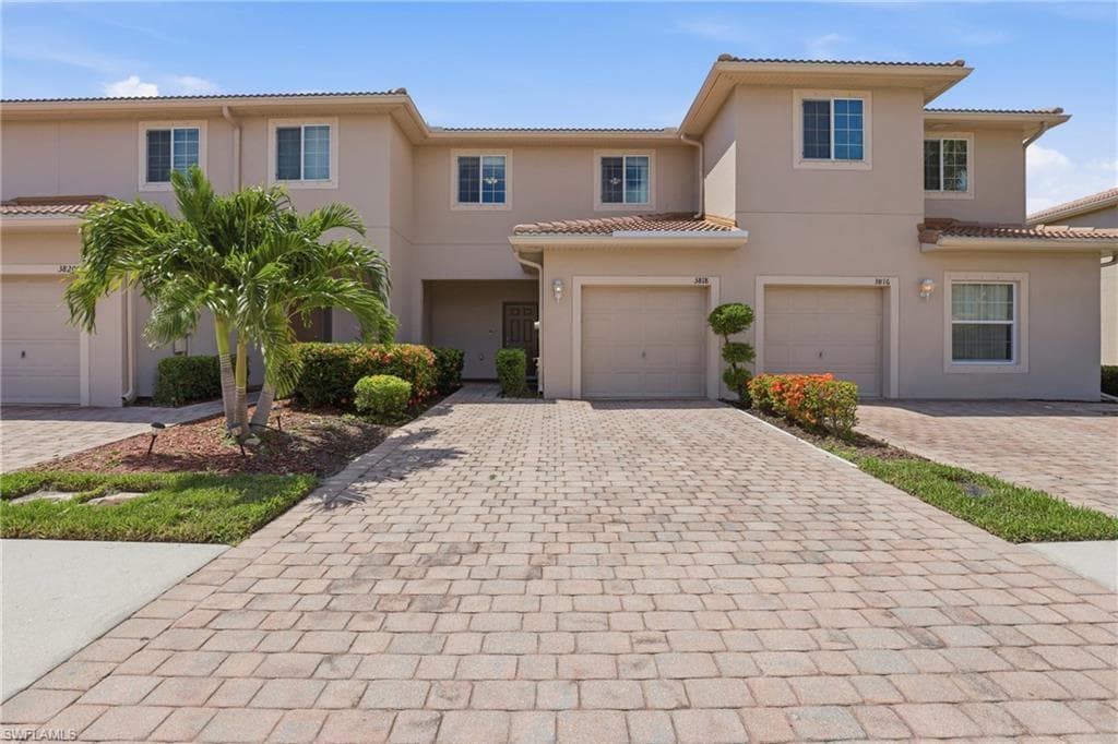 3818 Clearbrook LN FORT MYERS, FL 33966