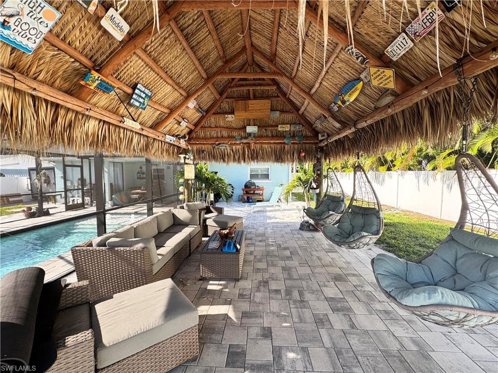 3772 Tropical Point DR