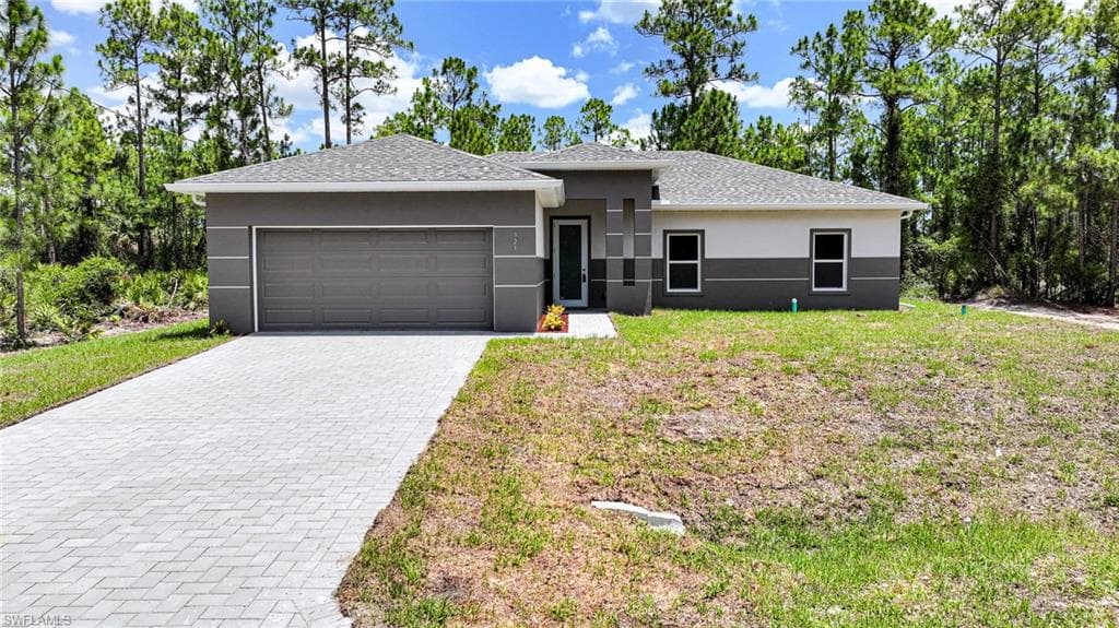 923 Binkley ST E LEHIGH ACRES, FL 33974