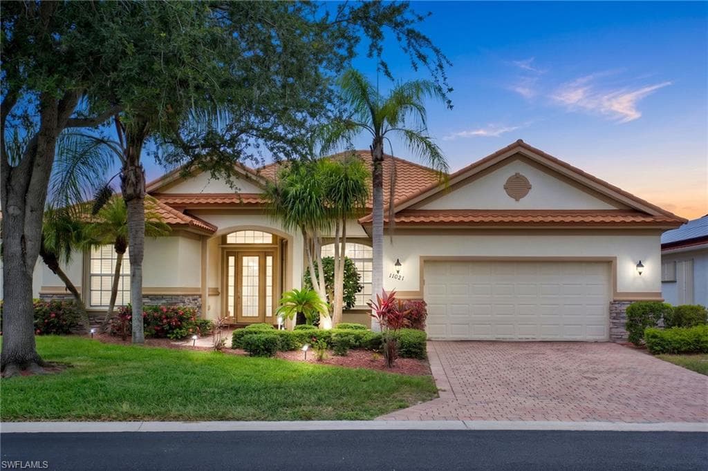 11021 Sea Tropic LN FORT MYERS, FL 33908