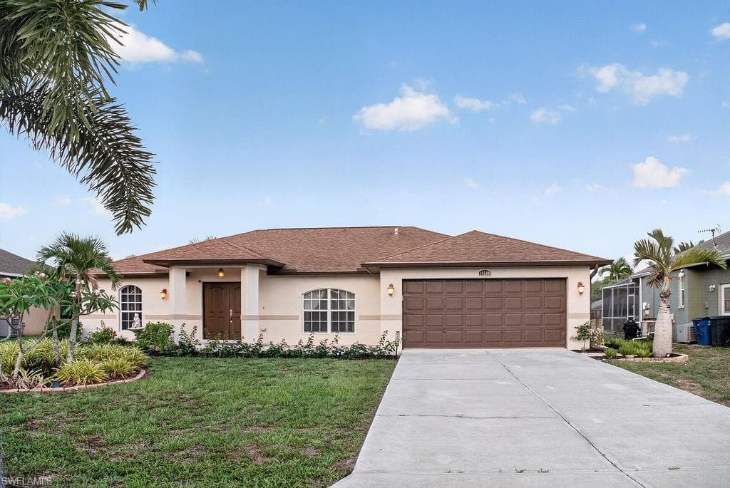 11580 Forest Mere Dr BONITA SPRINGS, FL 34135