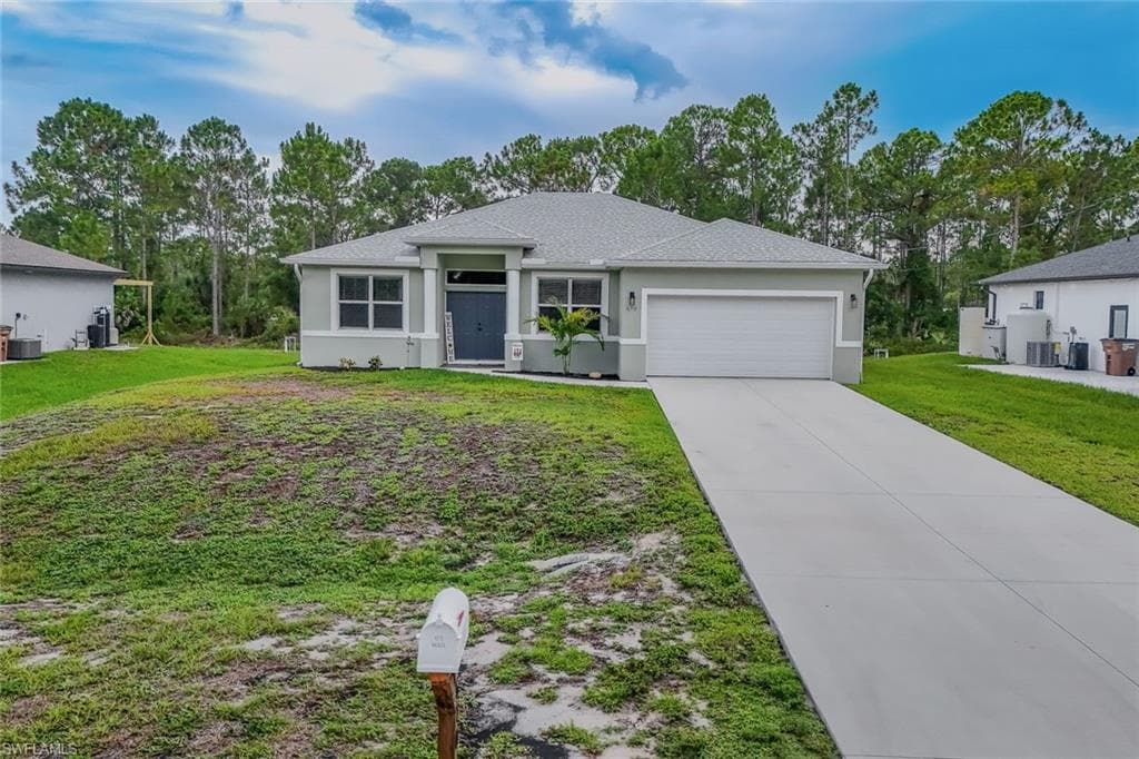 670 Nimitz BLVD LEHIGH ACRES, FL 33974