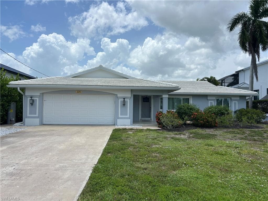 225 3rd ST BONITA SPRINGS, FL 34134