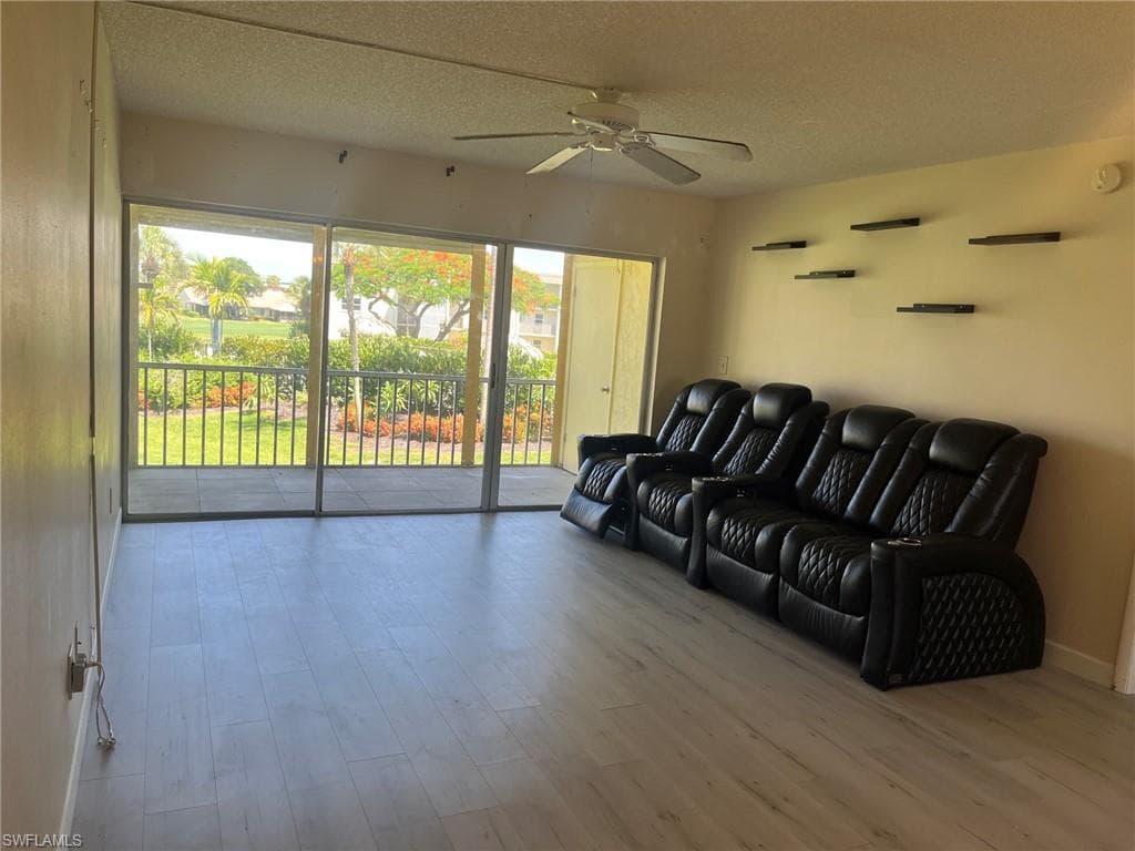 6220 Augusta DR 203 FORT MYERS, FL 33907