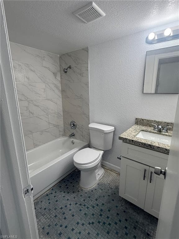 2452 Stella ST 101 FORT MYERS, FL 33901