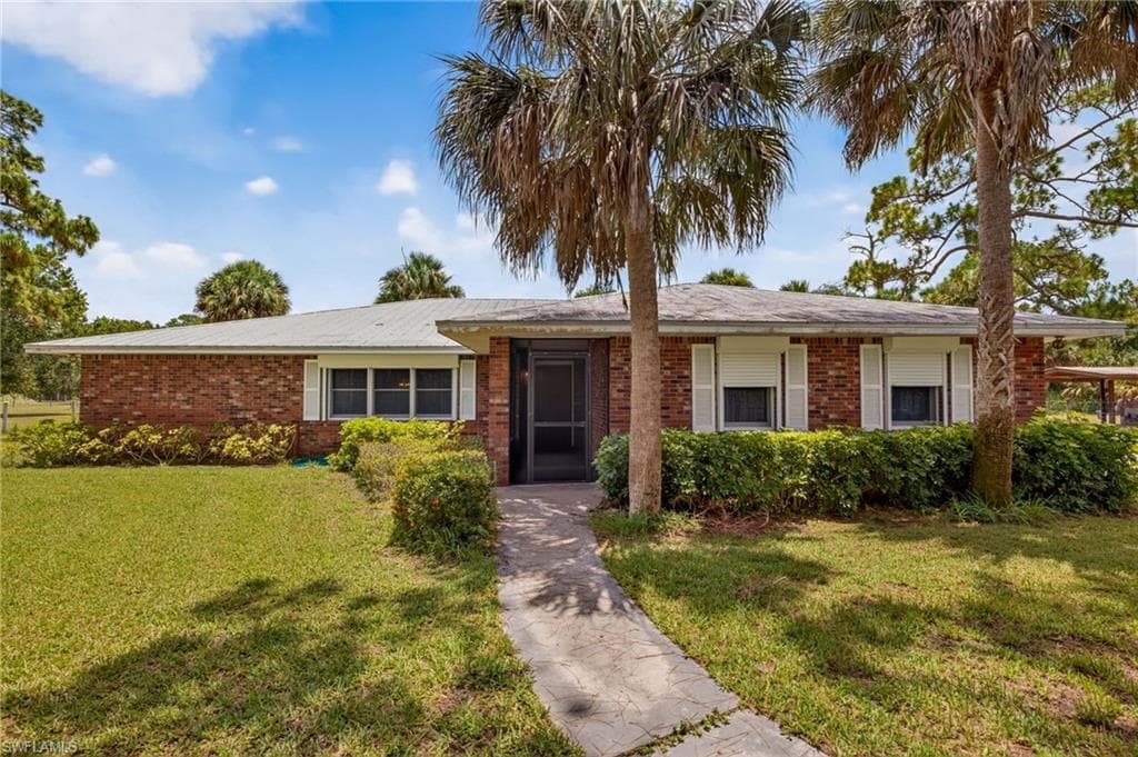 5261 Staley RD FORT MYERS, FL 33905