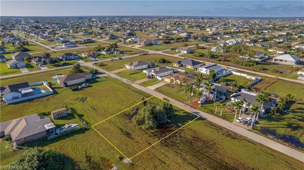 417 NW 25th PL CAPE CORAL, FL 33993