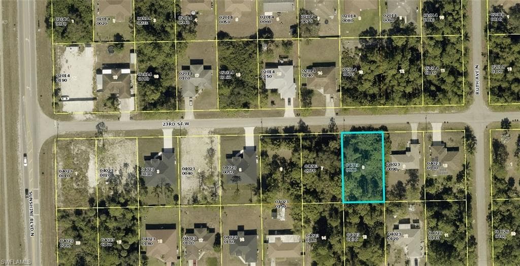 3305 23rd ST W LEHIGH ACRES, FL 33971