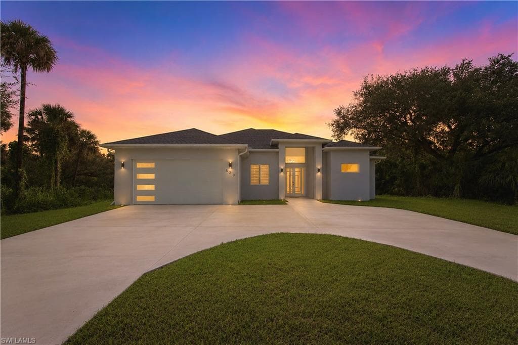 520 Cortez AVE LEHIGH ACRES, FL 33972