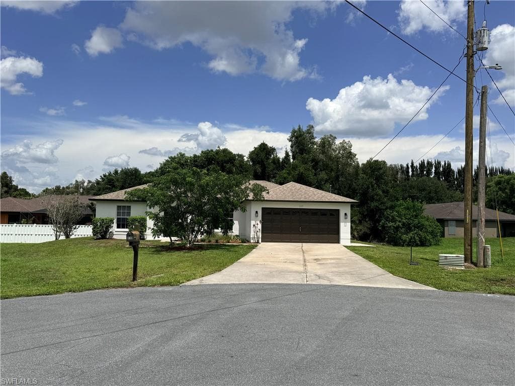 223 Aydin CT FORT MYERS, FL 33913