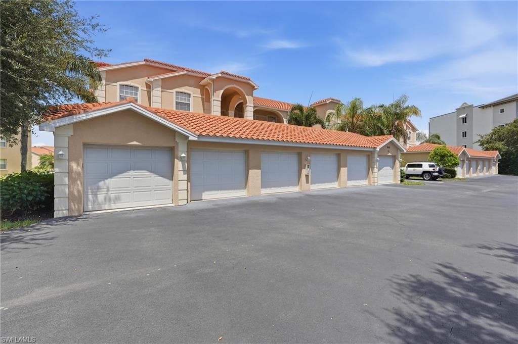 26630 Rosewood Pointe DR 306 BONITA SPRINGS, FL 34135