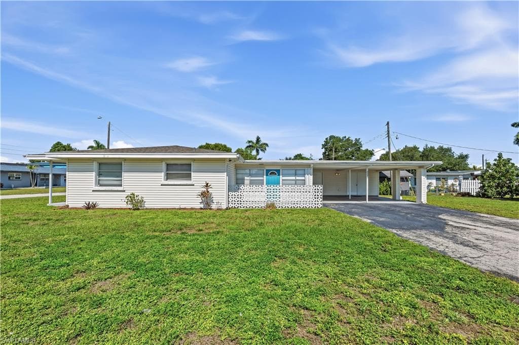 4220 Deleon ST FORT MYERS, FL 33901