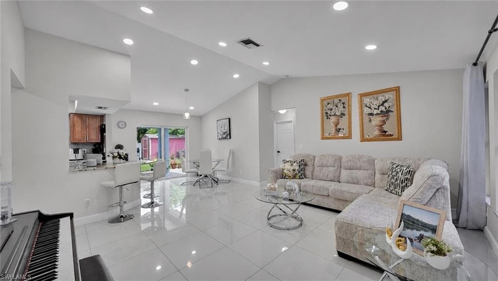 221 NE 23rd AVE CAPE CORAL, FL 33909
