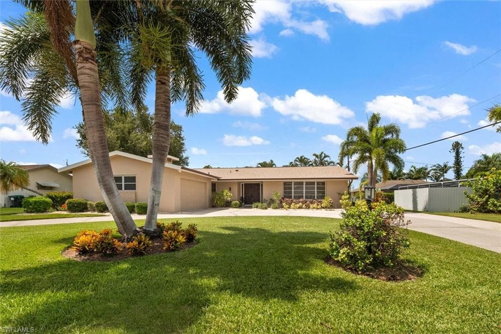 1442 Woodwind CT FORT MYERS, FL 33919