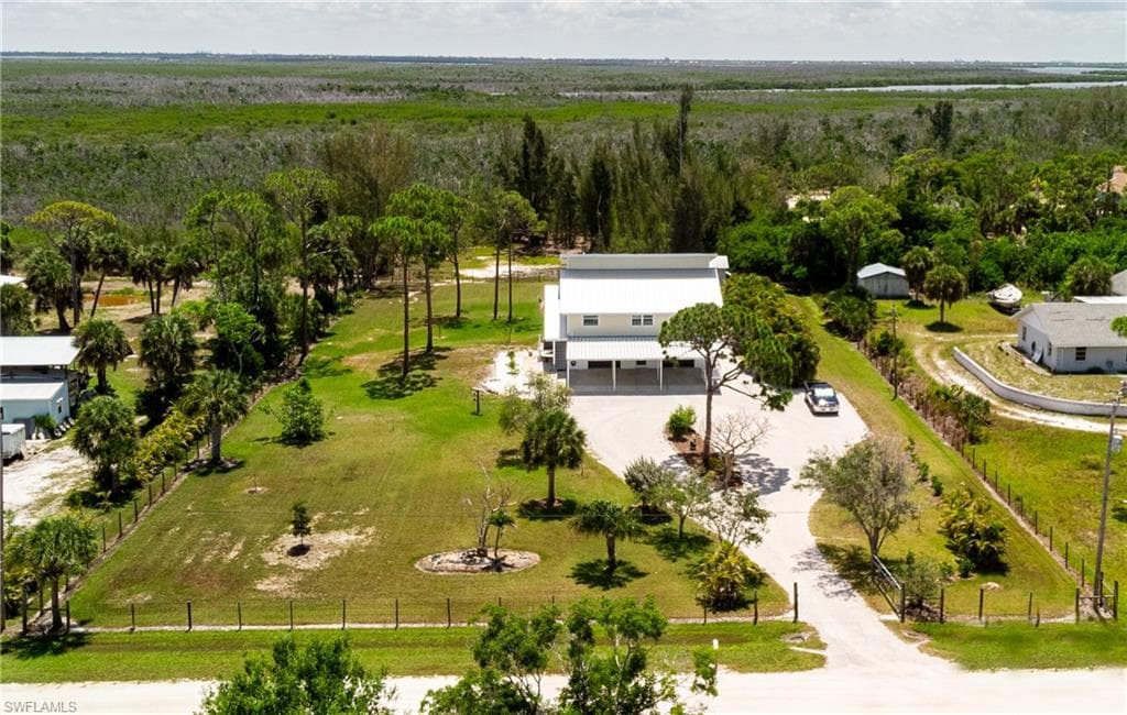 8626 Redwood DR ST. JAMES CITY, FL 33956