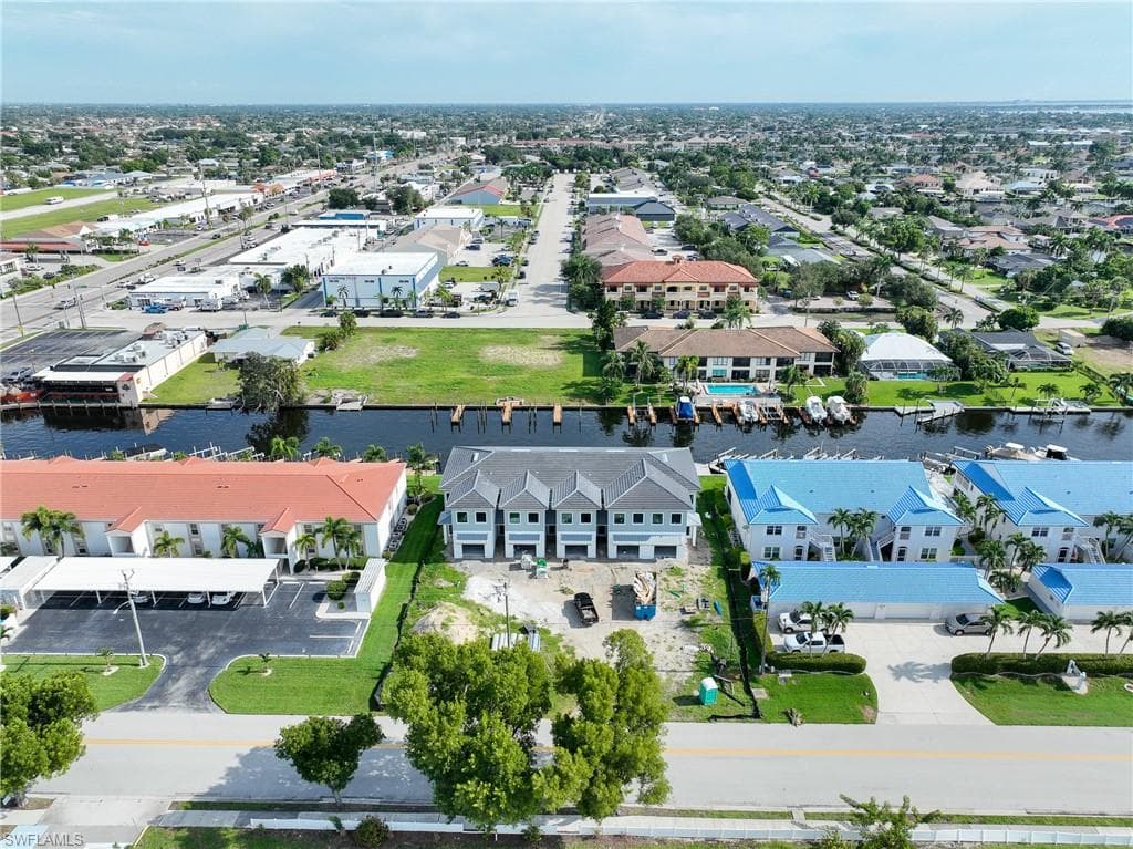 1631 SE 46th LN 101 CAPE CORAL, FL 33904