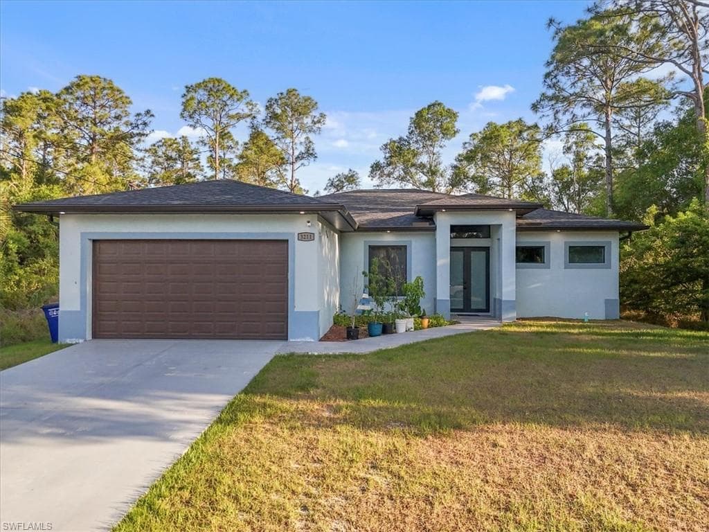 3211 50th ST W LEHIGH ACRES, FL 33971