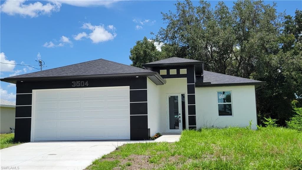 3504 41st ST SW LEHIGH ACRES, FL 33976