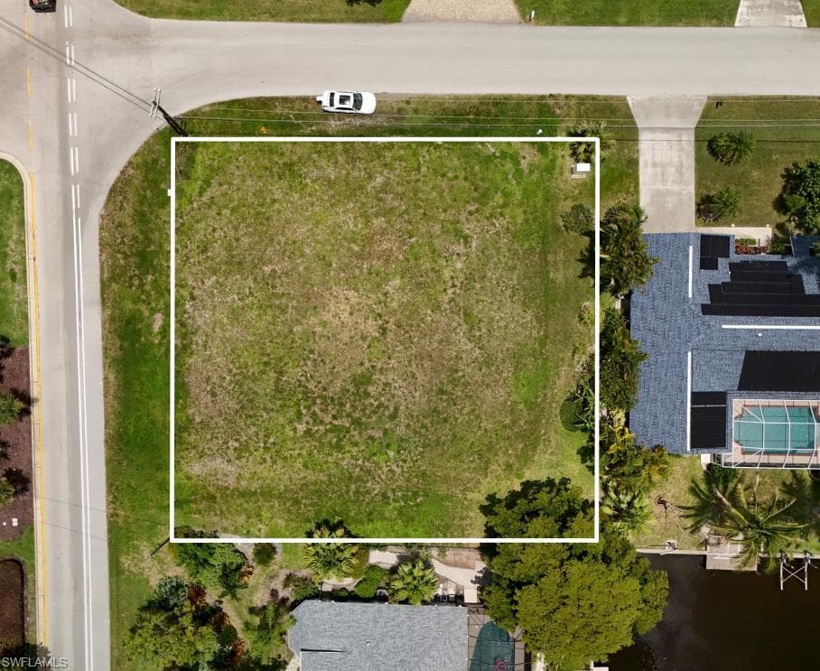 2014 Everest PKWY CAPE CORAL, FL 33904