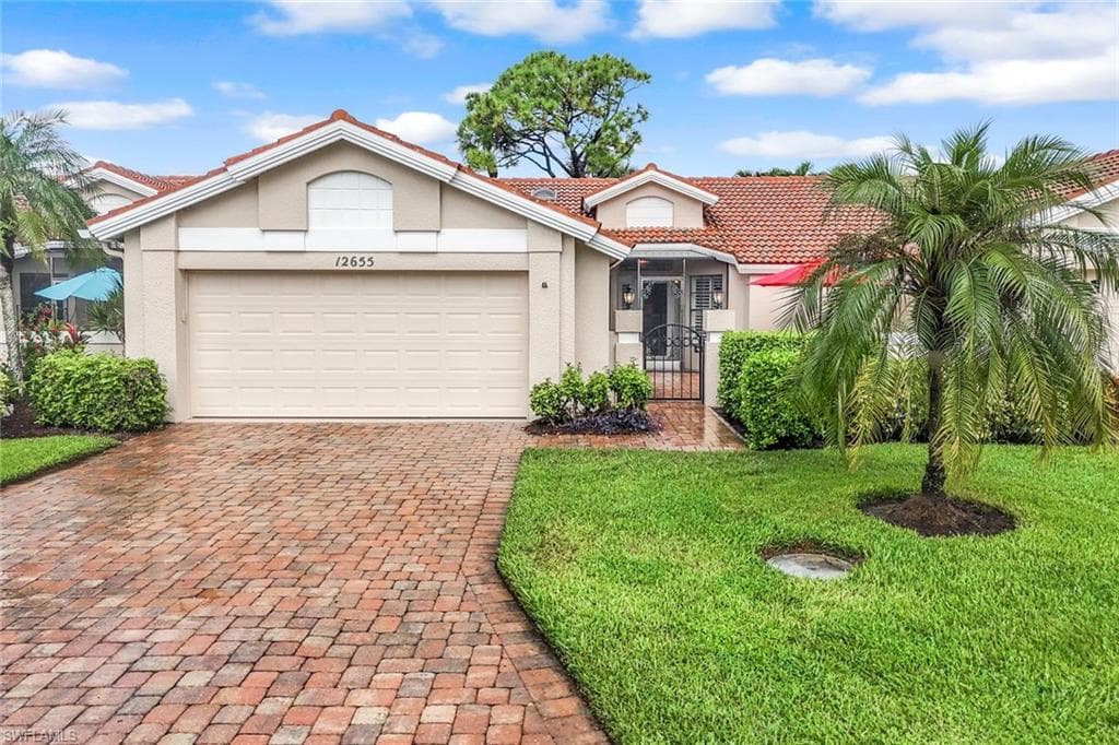 12655 Glen Hollow DR